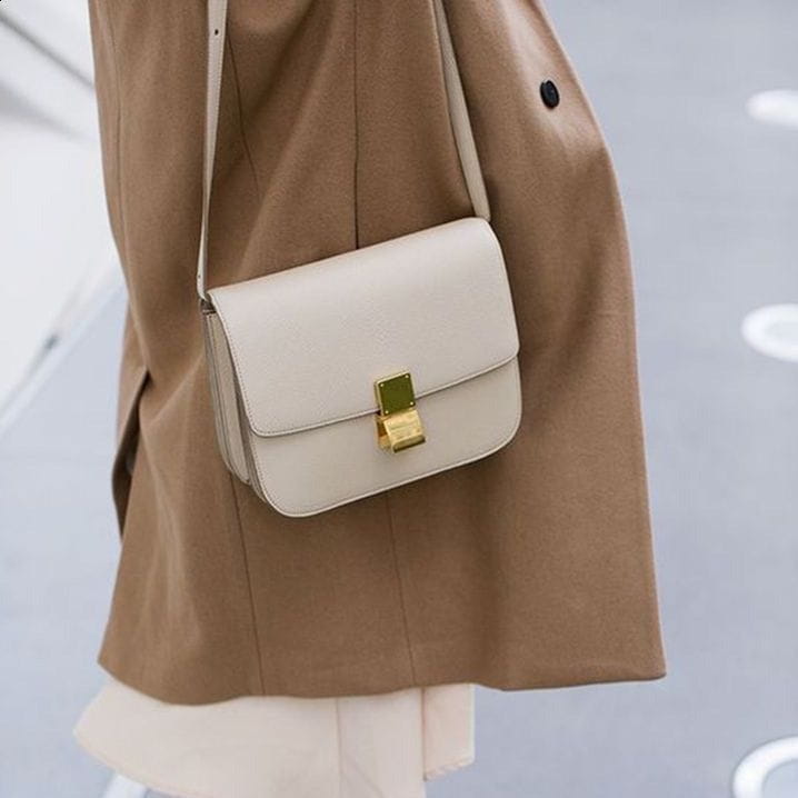 Tas Dames - Compacte Crossbody met Klepje en Goudkleurig Slot | Chique