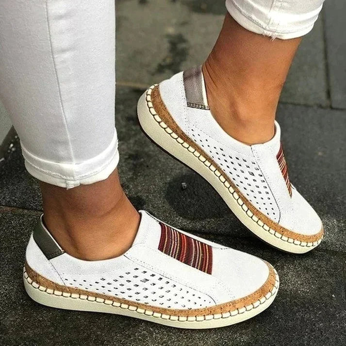 Instappers Dames - Bohemian Slip-on met Cut-out Detail | Zomer