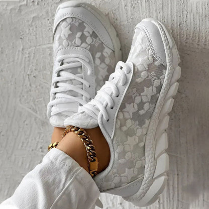 Sneakers Dames - Chunky Sneaker met Bloemen Reliëf en Veters | Zomer