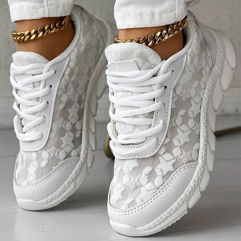 Sneakers Dames - Chunky Sneaker met Bloemen Reliëf en Veters | Zomer
