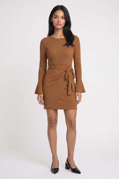 Mini Jurk Dames - Geribbeld | Ceintuur met Trompetmouwen